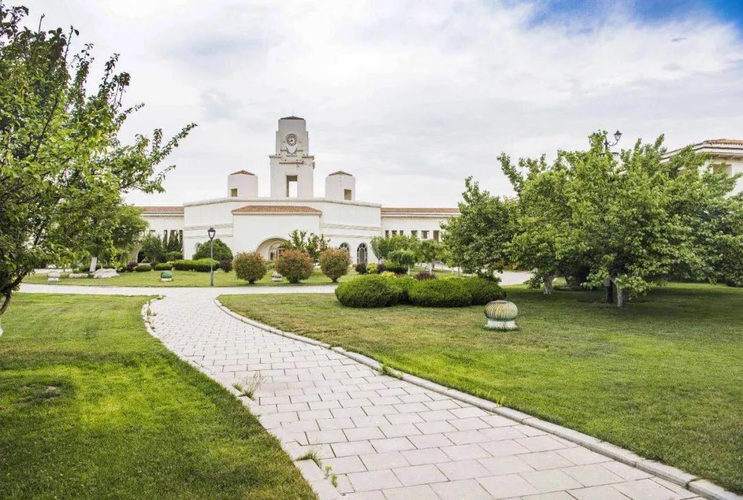 君顶酒庄花天酒地过五一